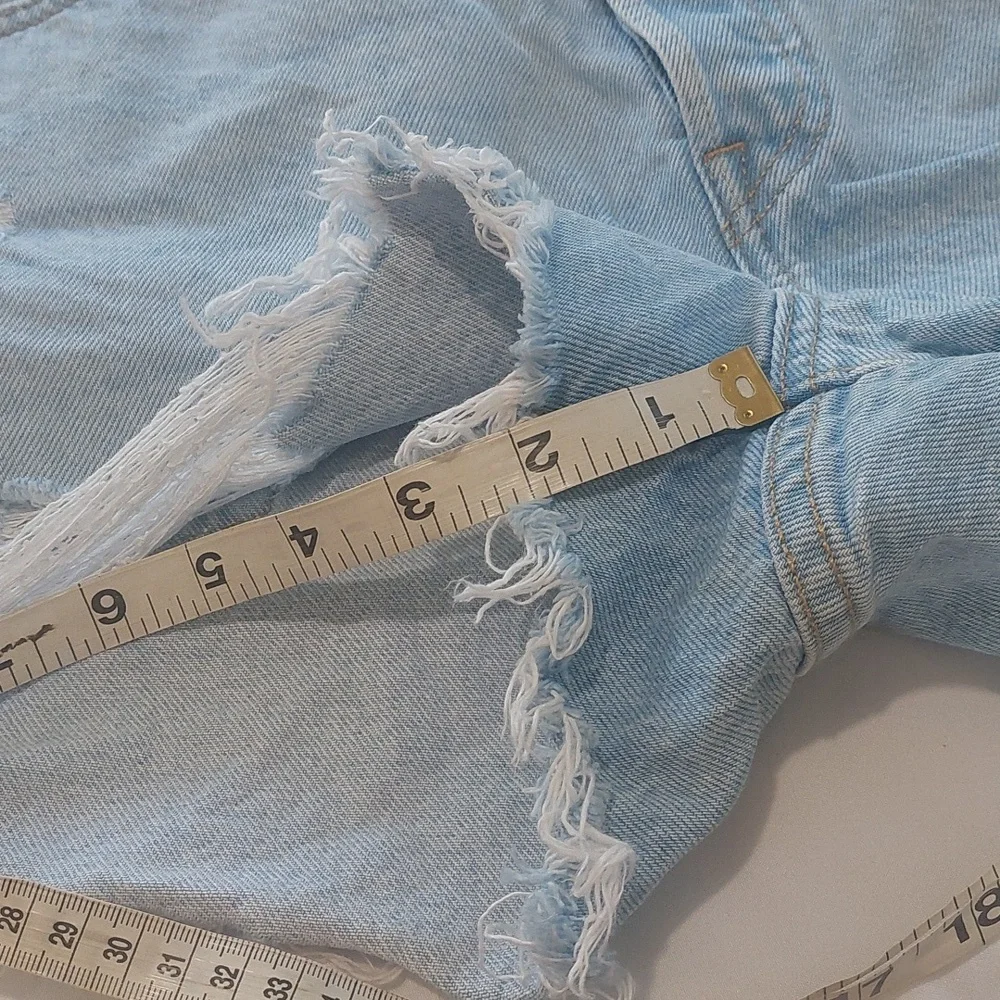 Levis Distressed Light Blue Denim Shorts.Size 12 . - Picture 8 of 9